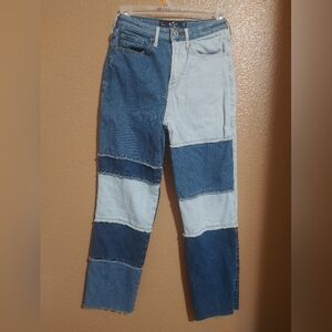 Hollister ultra-high rise vintage straight leg jeans size 25x27.